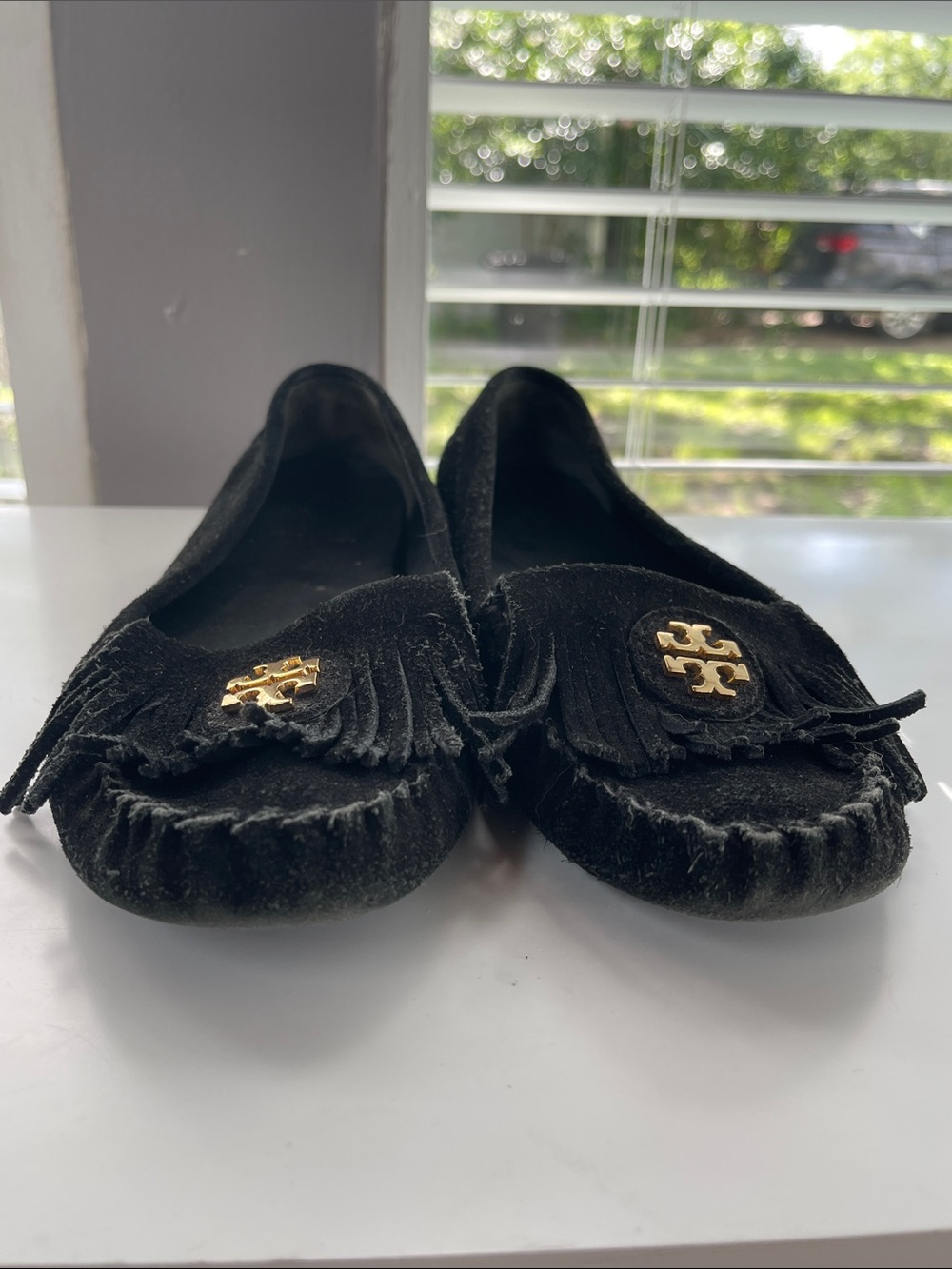 Tory Burch Snyder Fringe black suede moccasins - Picture 4 of 6